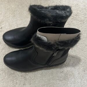 Easy Spirit Black Ankle Boots with Faux Fur Trim